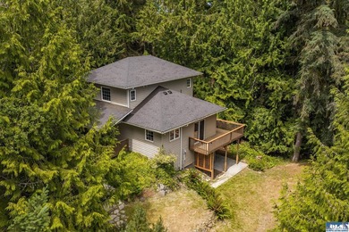Amongst the trees on an acre this lovely 4 bed 2.5 bath home is - photo 12