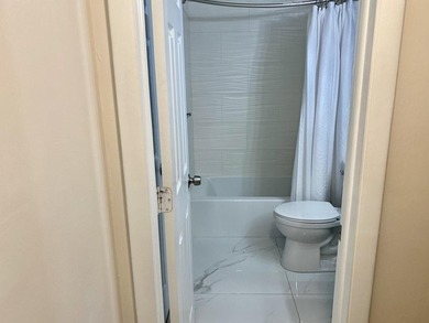 Beautiful villa located in the heart of Lake Worth within a - photo 18
