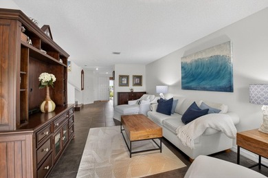 Location, location! This well-maintained 3-bedroom, 2.5-bath - photo 8