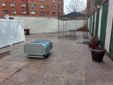 Excellent one-bedroom apartment with 1.5 bath with a balcony - photo 6