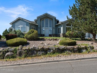 Don't miss this rare opportunity to own a beautifully maintained - photo 2
