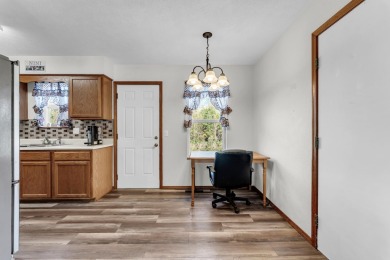 Beautifully maintained home with a spacious, fenced