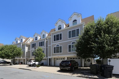 DIRECT BAY FRONT TOWNHOME & A BOATER'S DREAM AND COASTAL - photo 2