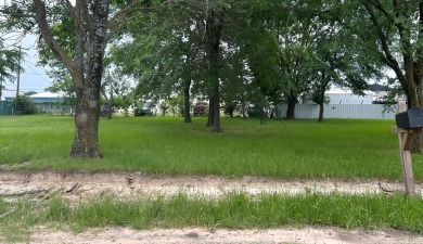 Lake Lot Sale Pending in Gun Barrel City, Texas