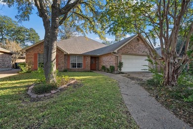 Lake Waco Home For Sale in Waco Texas