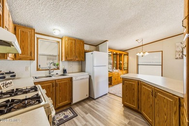 Come see this charming and well kept 2 bedroom/2 bathroom home - photo 16