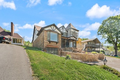 Enjoy a year-round lake view in the home you've been waiting - photo 10