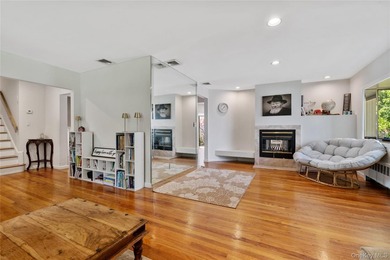 Nestled on a quiet, tree-lined block in the heart of Woodmere - photo 7