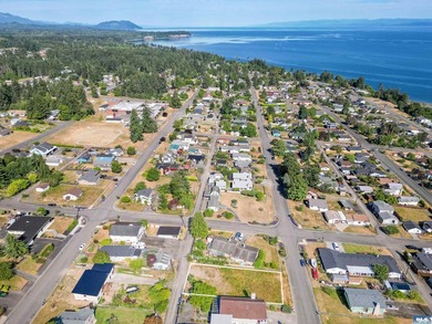 Water view lot, ready to build, with water/sewer/power already - photo 13