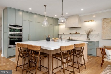 Originally built in 2005 and renovated with high end materials - photo 13