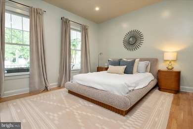 Originally built in 2005 and renovated with high end materials - photo 20