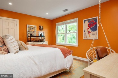 Originally built in 2005 and renovated with high end materials - photo 27