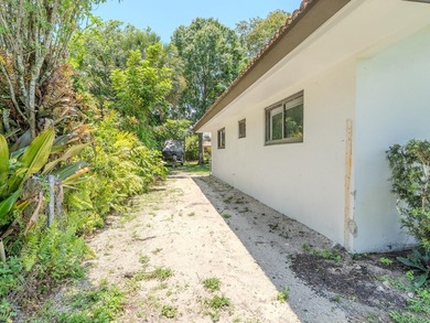Welcome to this spacious 3-bedroom, 2-bathroom home situated on - photo 29