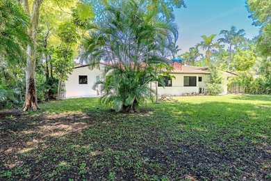 Welcome to this spacious 3-bedroom, 2-bathroom home situated on - photo 32