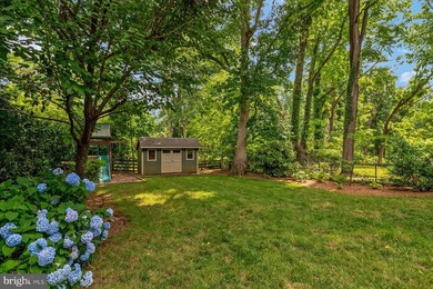 Originally built in 2005 and renovated with high end materials - photo 39