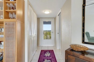 Welcome to beautifully maintained top floor Unit 607 in the - photo 4