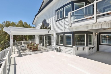 Welcome to a beautiful Delta Waterfront home deep water in - photo 49
