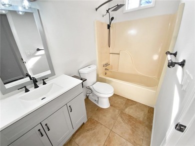 Lake living with space to spread out! Just 1/2 mile from Lake - photo 15