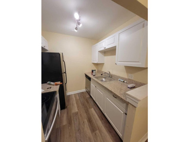 FOR SALE 2 bedroom 2 bathroom First floor condo. Cross Creek - photo 15