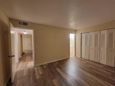 FOR SALE 2 bedroom 2 bathroom First floor condo. Cross Creek - photo 24