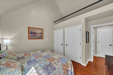 Nestled on 2.69 beautifully landscaped acres with approx. 350 - photo 27