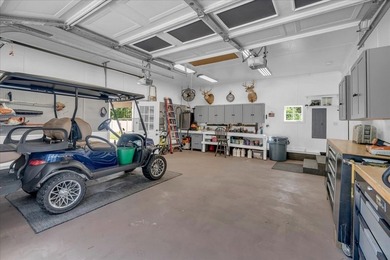 Nestled on 2.69 beautifully landscaped acres with approx. 350 - photo 37