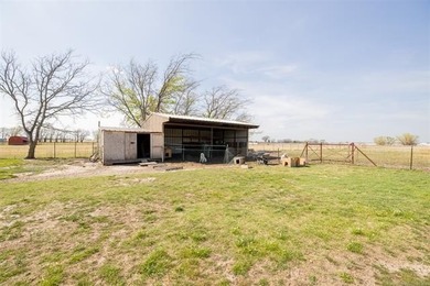 Conveniently situated just off Alternate Hwy 75, this beautiful - photo 38