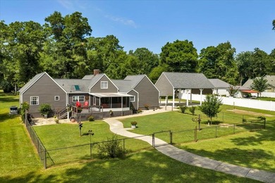 Nestled on 2.69 beautifully landscaped acres with approx. 350 - photo 39