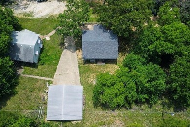 LAKE SEASON IS HERE ~ and this is the waterfront retreat you've - photo 3