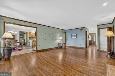 Experience the serenity of mountain living with stunning - photo 15