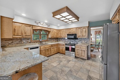 Experience the serenity of mountain living with stunning - photo 16