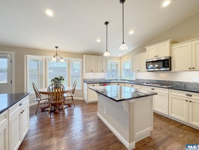 Prepare to be captivated by this stunning property in Agnew - photo 16
