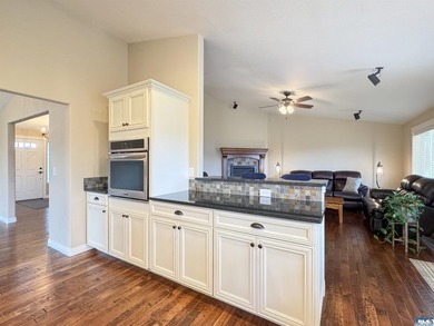 Prepare to be captivated by this stunning property in Agnew - photo 18