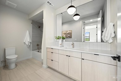 Residence 208 at the all-new Murray Building - Elevated living - photo 20