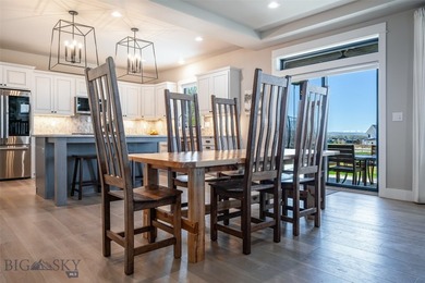 Expansive modern farmhouse on the park at White Horse Ranch - photo 23
