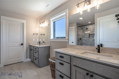 Expansive modern farmhouse on the park at White Horse Ranch - photo 37