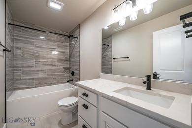 Expansive modern farmhouse on the park at White Horse Ranch - photo 48