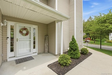 Welcome to 84 Erik Drive, a beautifully updated Devon end unit - photo 3