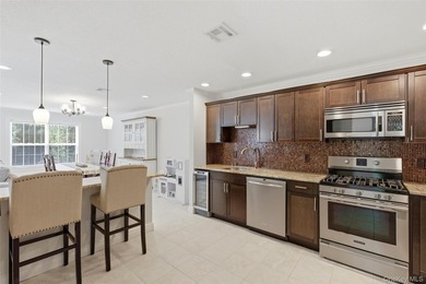 Welcome to 84 Erik Drive, a beautifully updated Devon end unit - photo 9