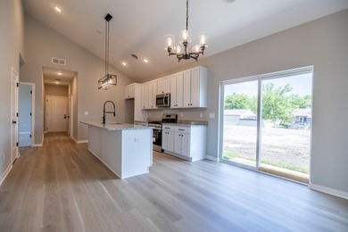 HERITAGE HARBOR 4 BR NORWAY MODEL PERFECT FOR A WEEKEND RETREAT - photo 13