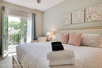 Active 5 star  Listing! Beautifully furnished 4 bedroom, 3.5 - photo 15