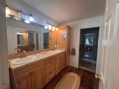 Condo that feels and lives like a house! Quiet cul-de-sac at - photo 9