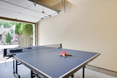 Active 5 star  Listing! Beautifully furnished 4 bedroom, 3.5 - photo 32