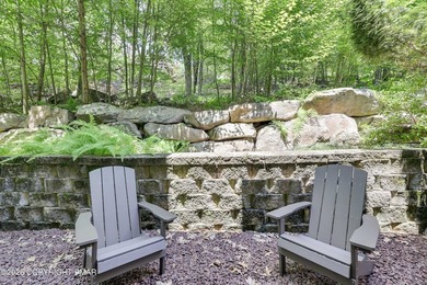Active 5 star  Listing! Beautifully furnished 4 bedroom, 3.5 - photo 37