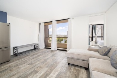 Opportunity knocks with this 2-bedroom, 1-bathroom condo in the - photo 7