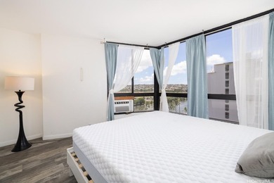 Opportunity knocks with this 2-bedroom, 1-bathroom condo in the - photo 10