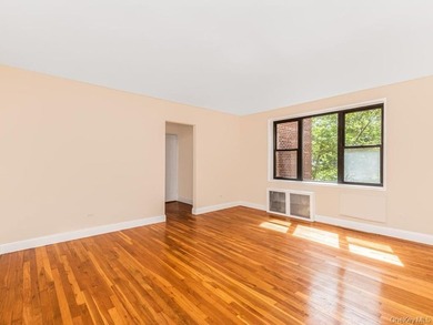 Welcome home to this spacious, bright and updated studio coop - photo 1