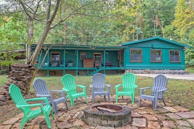 Lake Chatuge Home Sale Pending in Hiawassee Georgia