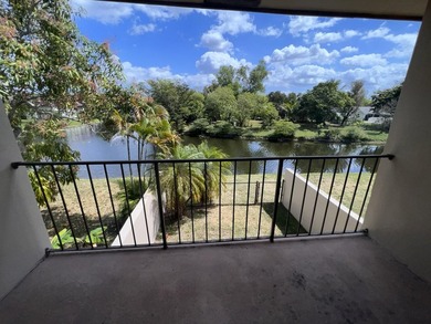 Charming 2-bedroom townhome located in the heart of Coral - photo 14