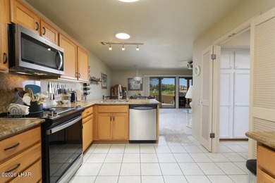 Spacious and beautifully remodeled 2-bedroom, 2-bath townhouse - photo 15